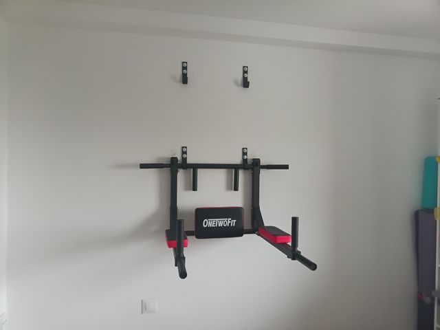 Barra de Dominadas para Pared