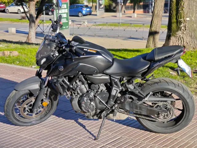 Yamaha MT07 Moto Negra