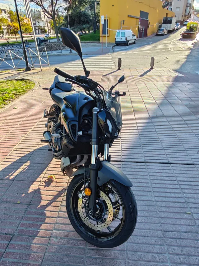 Yamaha MT07 Moto Negra