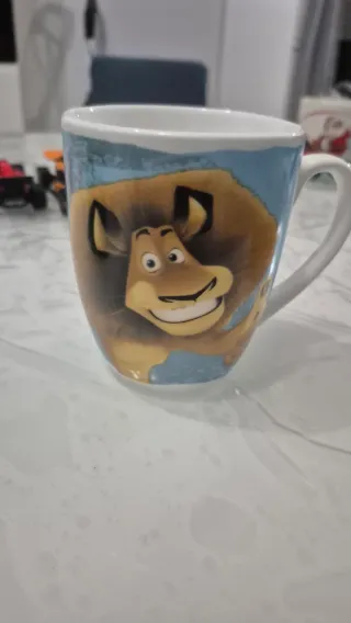 Tazza con peluche Alex Madagascar