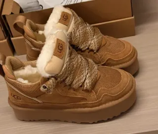 Botas      UGG      Lowmel      Marrón Talla 40