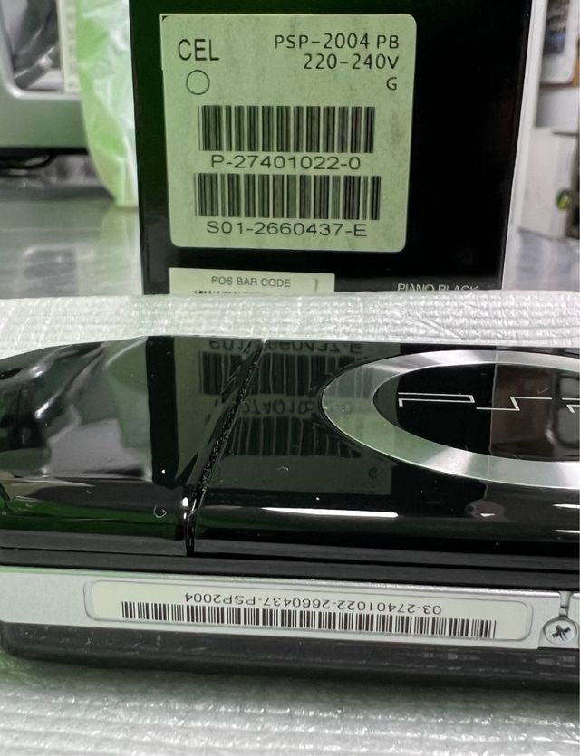 Sony PSP-2004 PB Negra en perfecto estado,completa