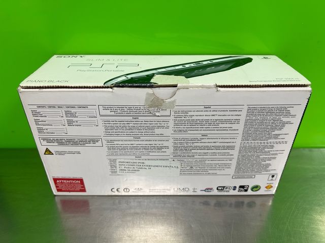 Sony PSP-2004 PB Negra en perfecto estado,completa