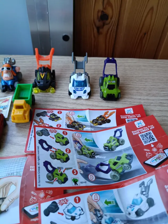 Kinder Sorpresa Macchine da Corsa