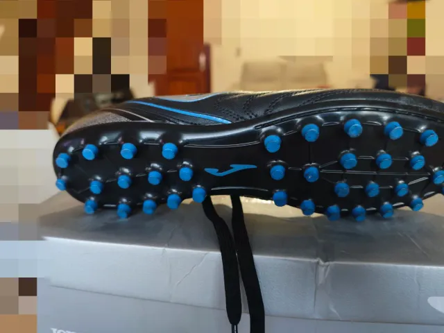 Botas de futebol Joma Negras e Azuis