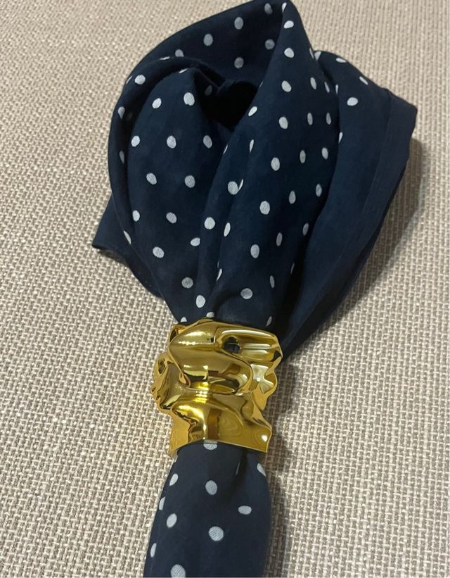 Aro para pañuelos Sisley dorado
