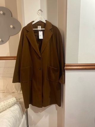 Abrigo marrón oversize sin estrenar Talla L