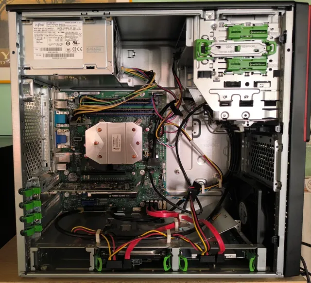 Computer i7-XEON, 32 Gb Ram, WIFI!!MOLTO POTENTE!!