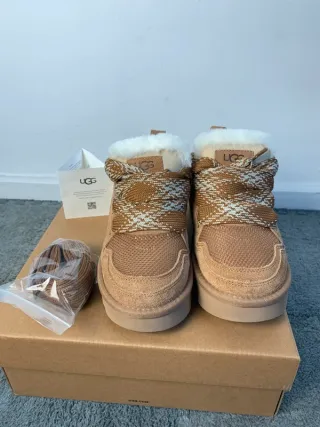 Botas      UGG     Lowmel   Marrón Talla 40