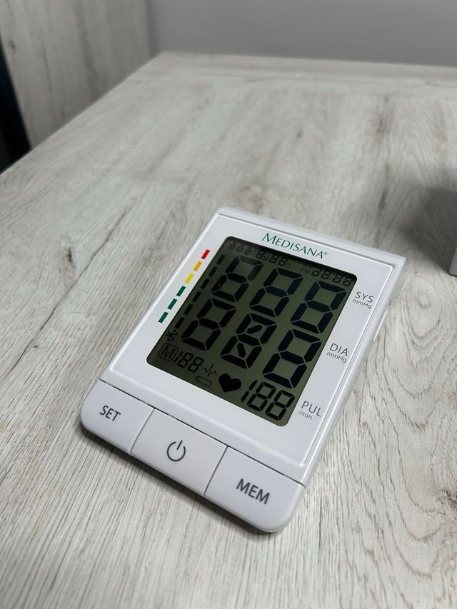Tensiómetro Medisana BU 530 Connect