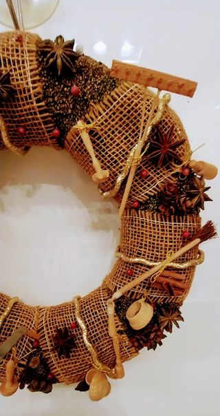 Ghirlanda Natalizia Fatta a Mano