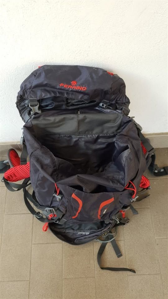 Zaino Ferrino 60x40x20 nero/rosso