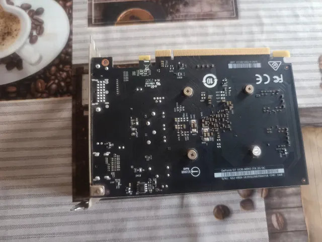 MSI Aero Tarjeta Gráfica 1030 2GB