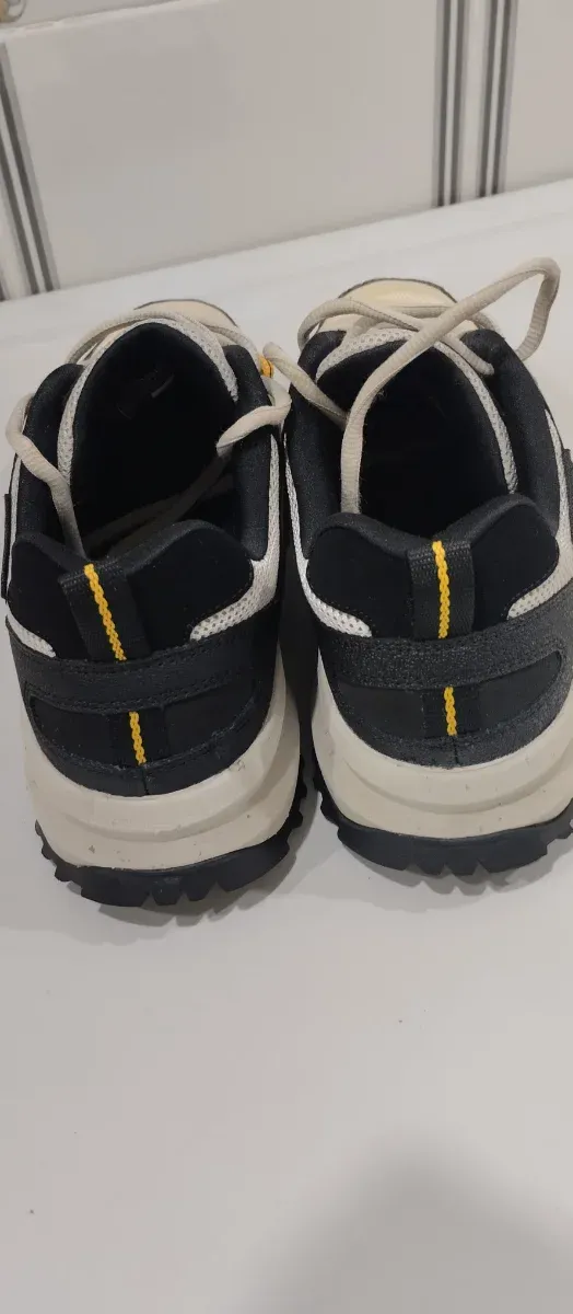 Zapatillas Skechers Hombre Beige/Negro