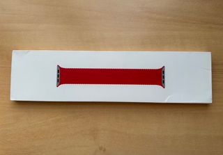 Apple Watch 41mm. Product Red Braided Solo Loop 2