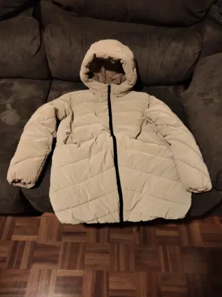 Parka niña beige con capucha