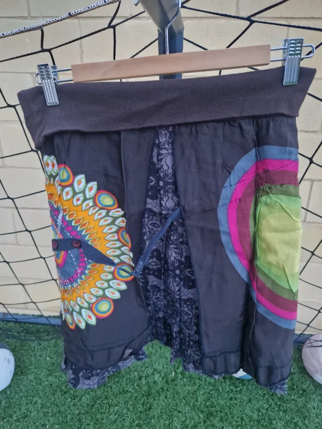 Falda Desigual niña T.13-14