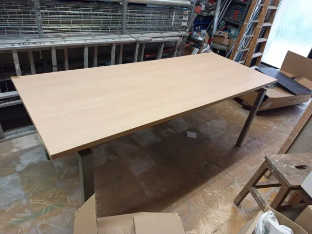 Mesa rectangular madera y metal