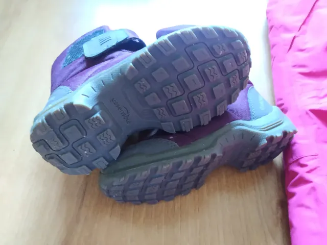 Lote Ropa Nieve Mono y Botas Niña 3-5 años