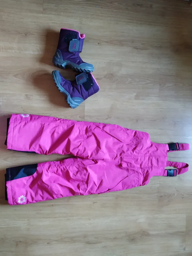 Lote Ropa Nieve Mono y Botas Niña 3-5 años