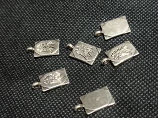 Lote 19 pz Talismán Japonés Amor y Suerte colgante