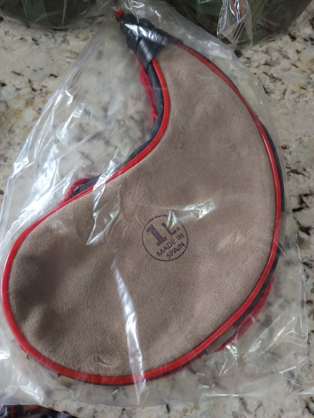 Bota de Vino Curva 1L - Made in Spain