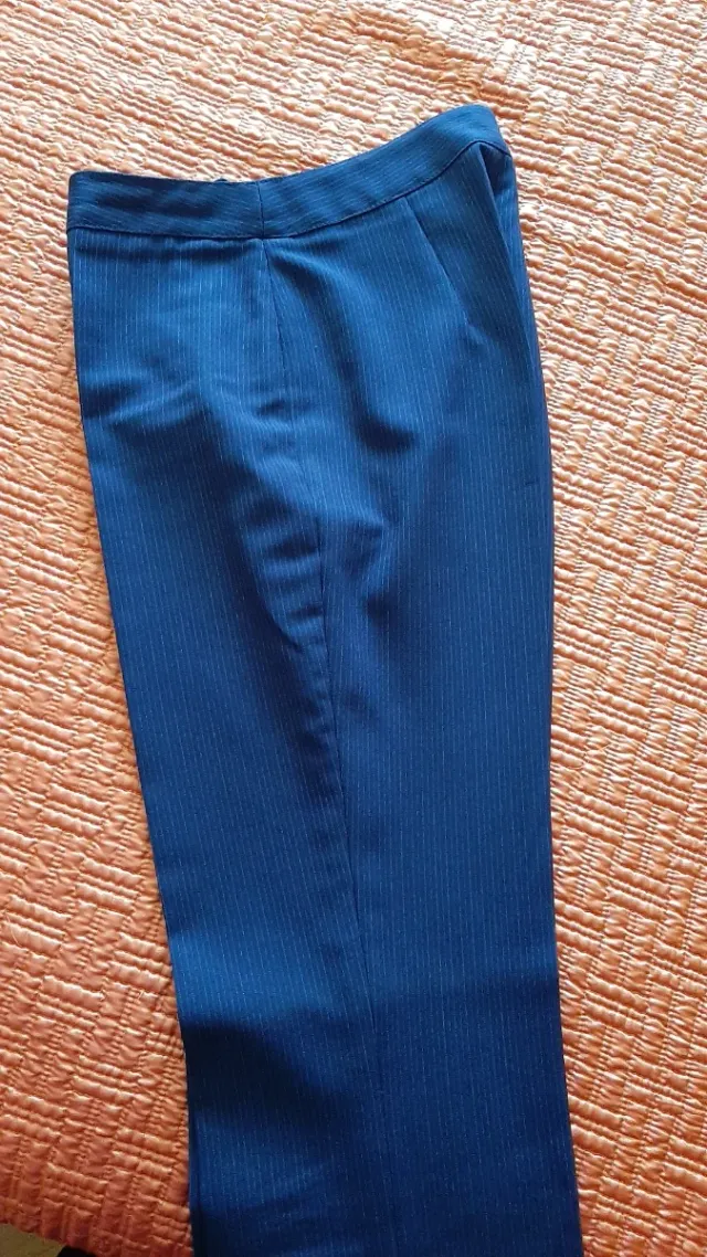 Traje pantalón azul raya mujer