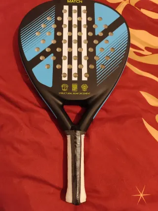 Pala de pádel Adidas Match
