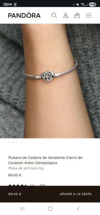 Pulsera Pandora con charms y embalaje original