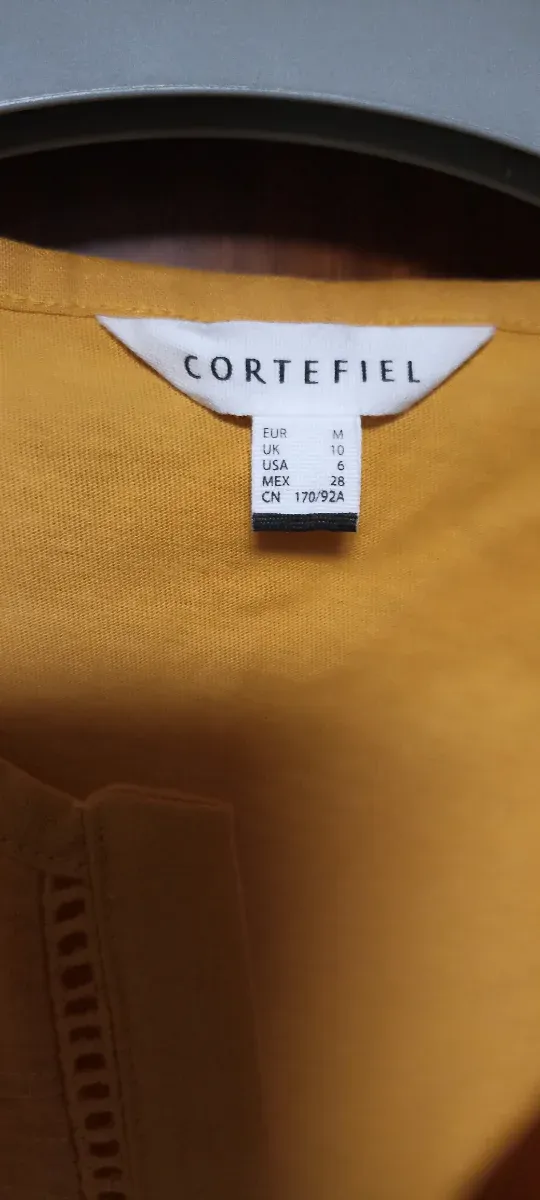 Blusa sin mangas amarilla talla única