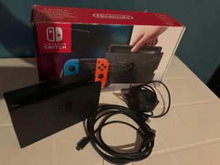 Nintendo Switch V2 + FC24