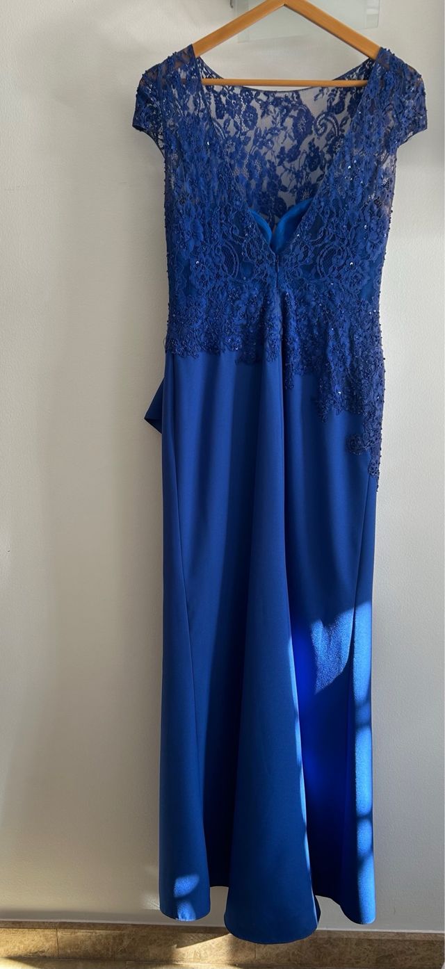 Vestido Rosa Clara azul, una puesta