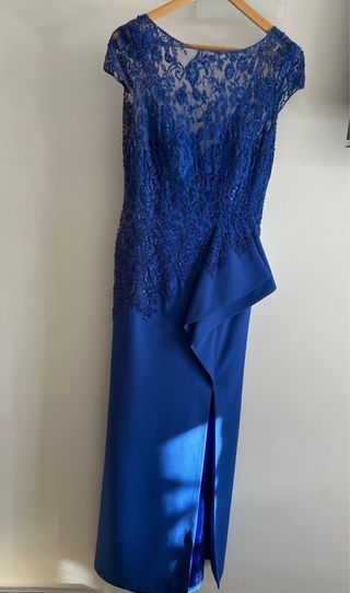 Vestido Rosa Clara azul, una puesta