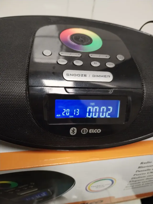 Radio Bluetooth Elco con Luz LED Multicolor