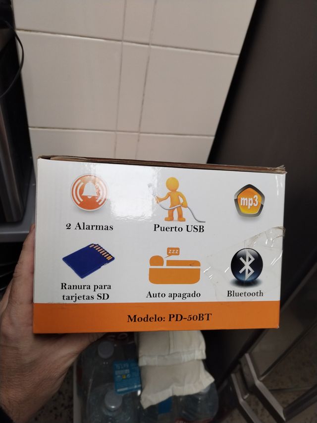 Radio Bluetooth Elco con Luz LED Multicolor