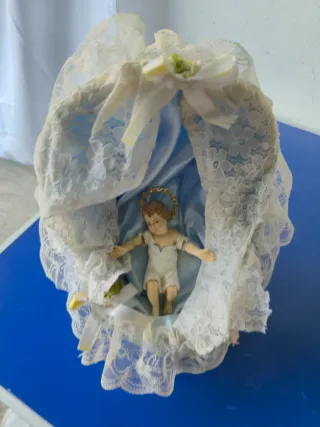 Culla vintage Gesù Bambino con pizzo