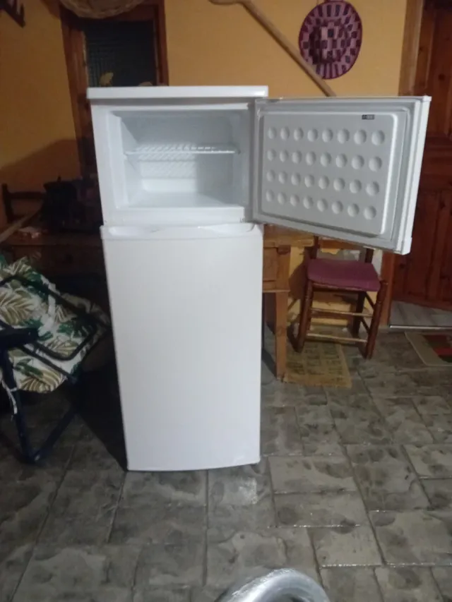 Nevera blanca poco uso