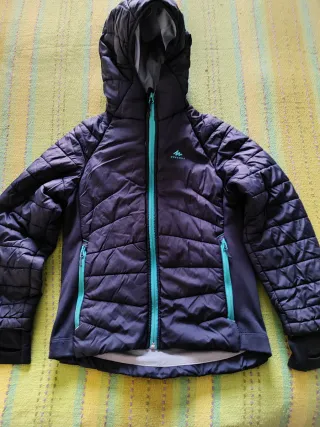 Chaqueta acolchada montaña y trekking
