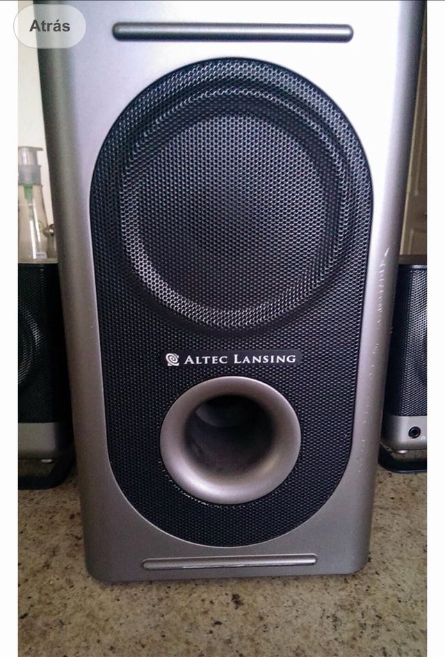 Altec Lansing Sistema de Altavoces 2.1