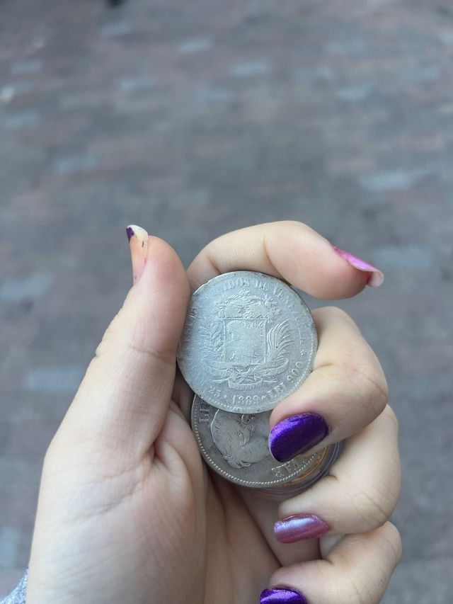 Monedas Venezuela 25 Gr. 1935 y 1889