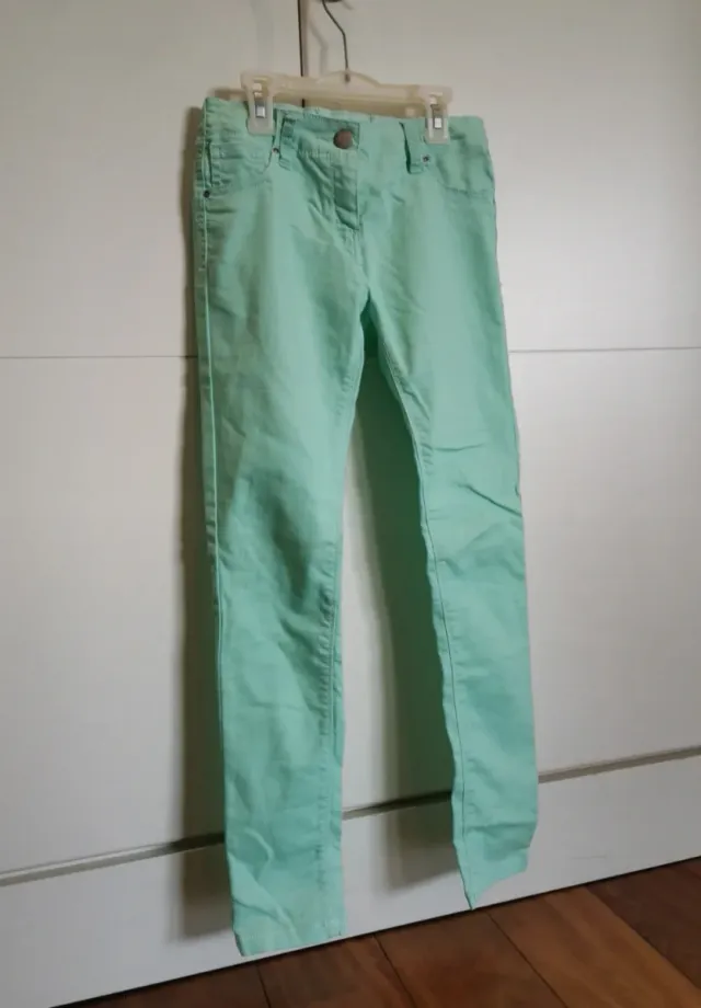 Pantalones C&A turquesa talla 12 años, Here+there