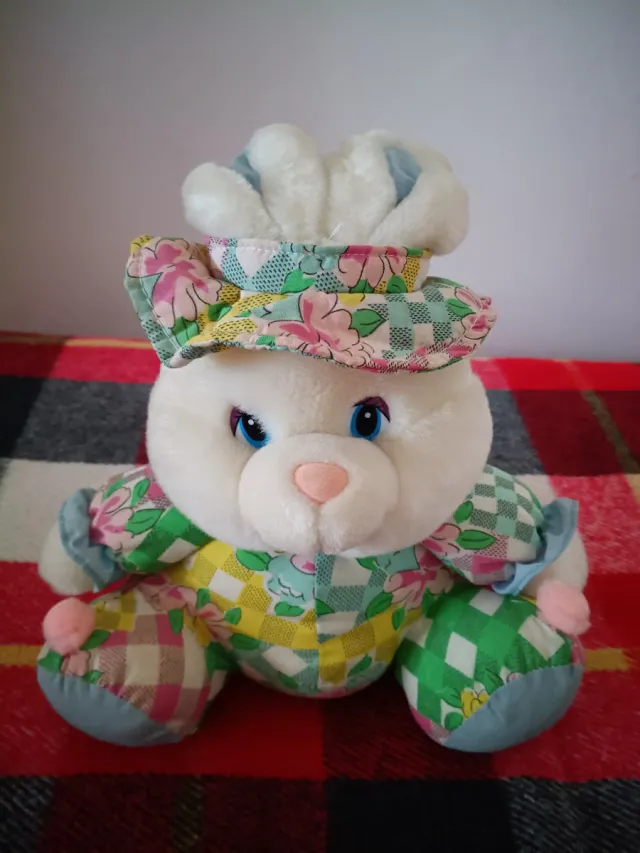 Peluche coniglio vestito