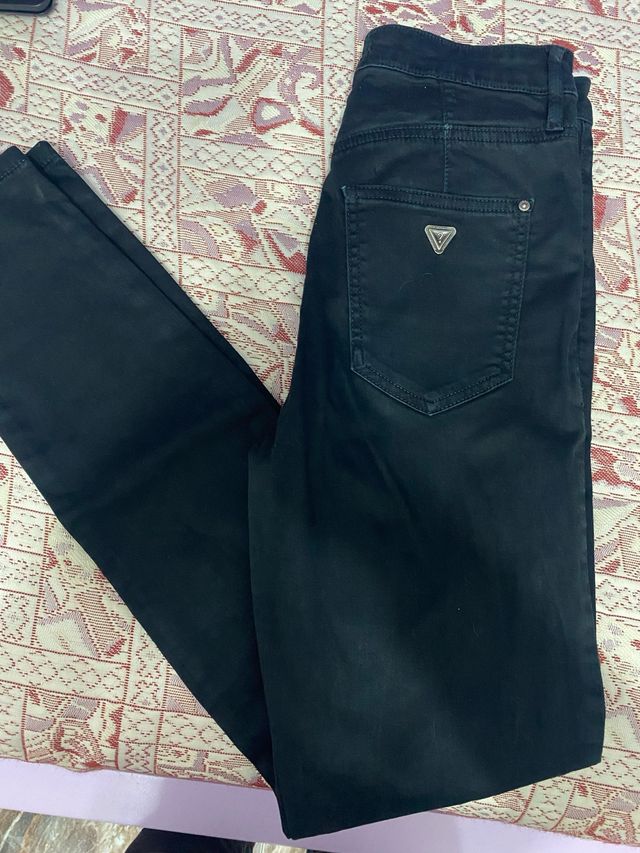 Pantalones Guess Negros