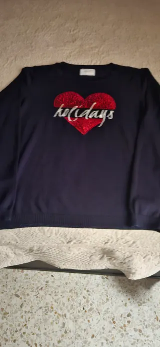 Jersey azul con corazón lentejuelas