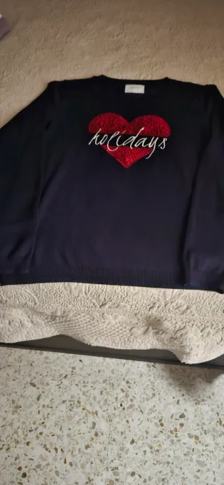 Jersey azul con corazón lentejuelas