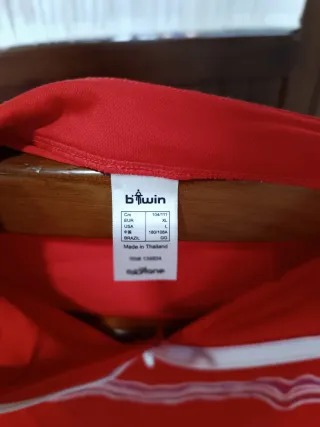 Camiseta ciclista roja con cremallera