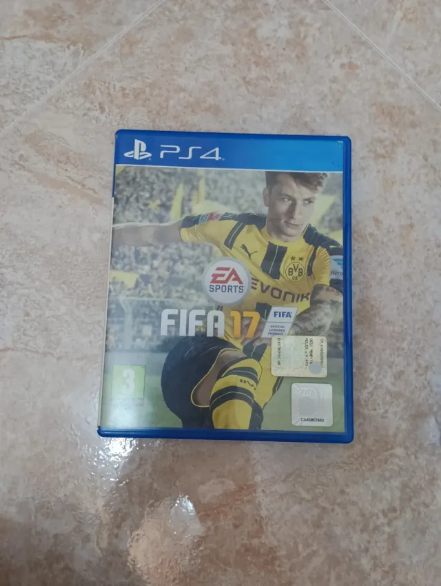 Giochi PS4: FIFA 18, FIFA 19, Tomb Raider ,r6