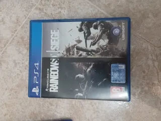 Giochi PS4: FIFA 18, FIFA 19, Tomb Raider ,r6