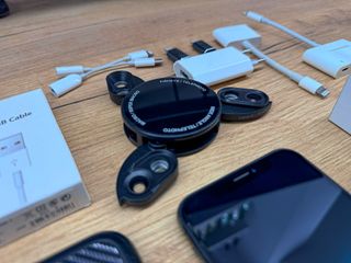 iPhone X 64GB Nero/Argento + Accessori