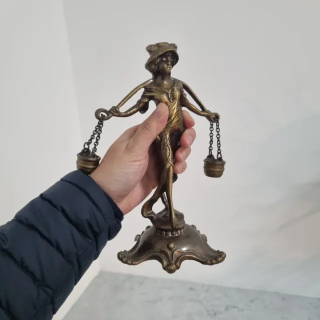 Statua Bronzo Portatrice d'acqua